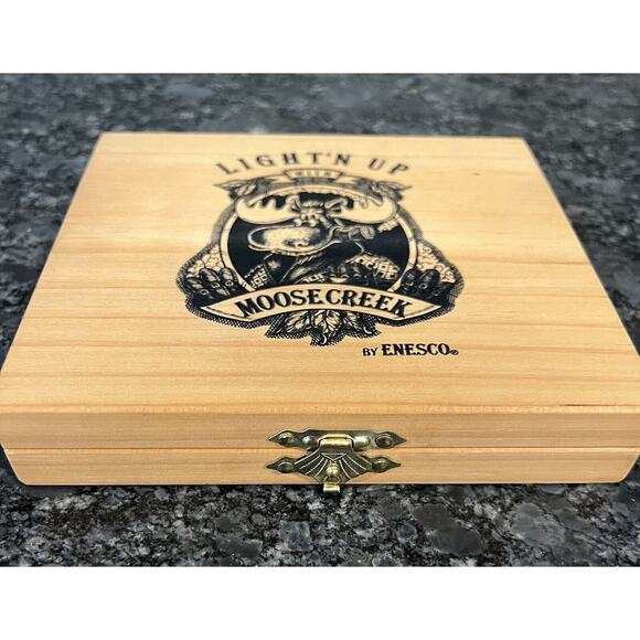 Enesco Moose Creek Crossing Set of 3 Cigar Box Risers 1997 #282200 - Picture 3 of 10